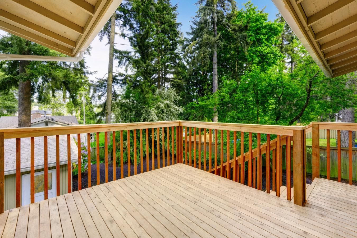 Custom deck built by Piqua Deck & Fence in Piqua, OH